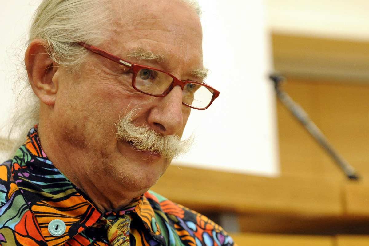 patch adams in posa