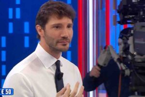 Affari Tuoi gesto