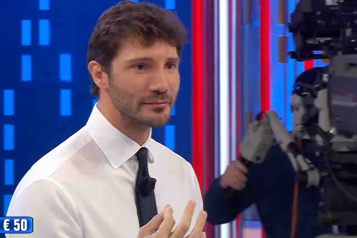 Affari Tuoi gesto