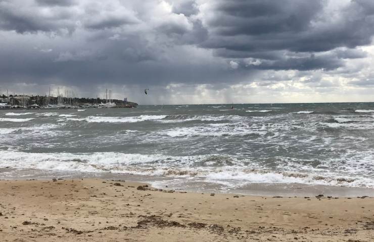 Maltempo in spiaggia