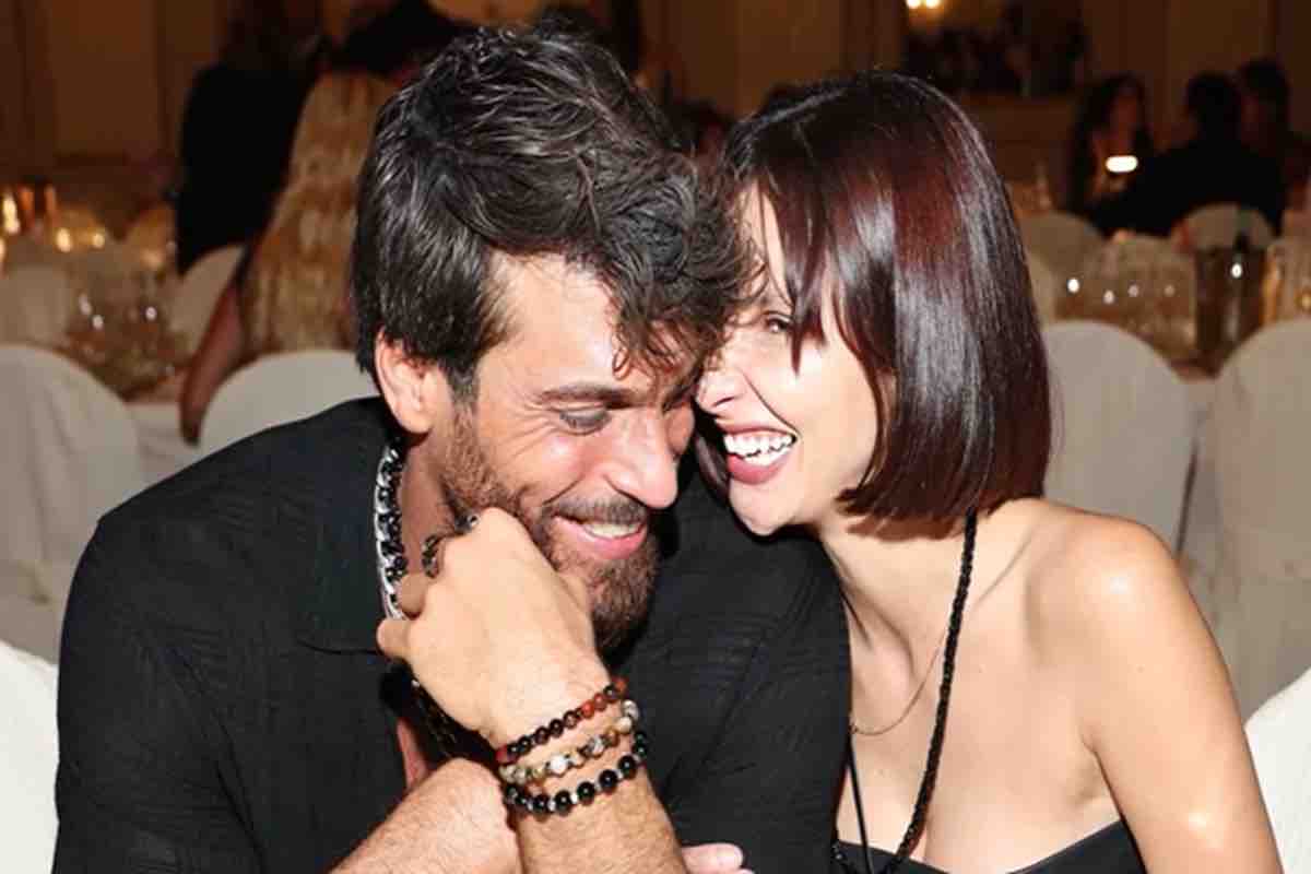 Can Yaman e Sara Bluma