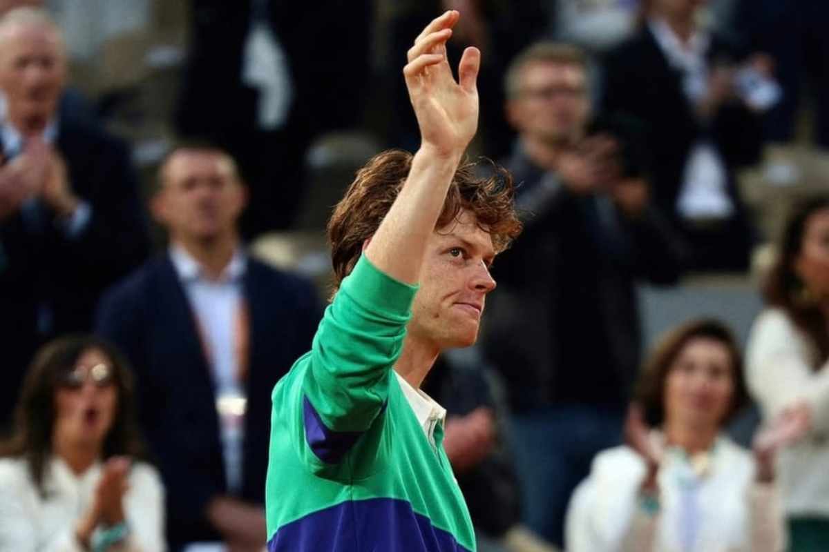 Jannik Sinner dimentica delusione Roland Garros