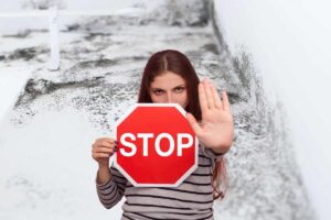 muffa, donna, cartello stop