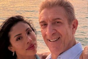 Ezio Greggio e la nuova compagna