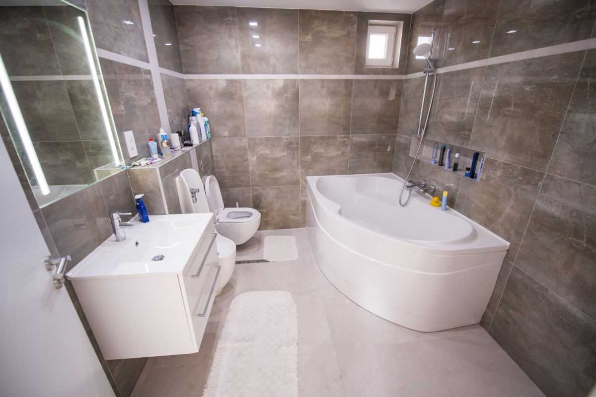 bagno pulito moderno