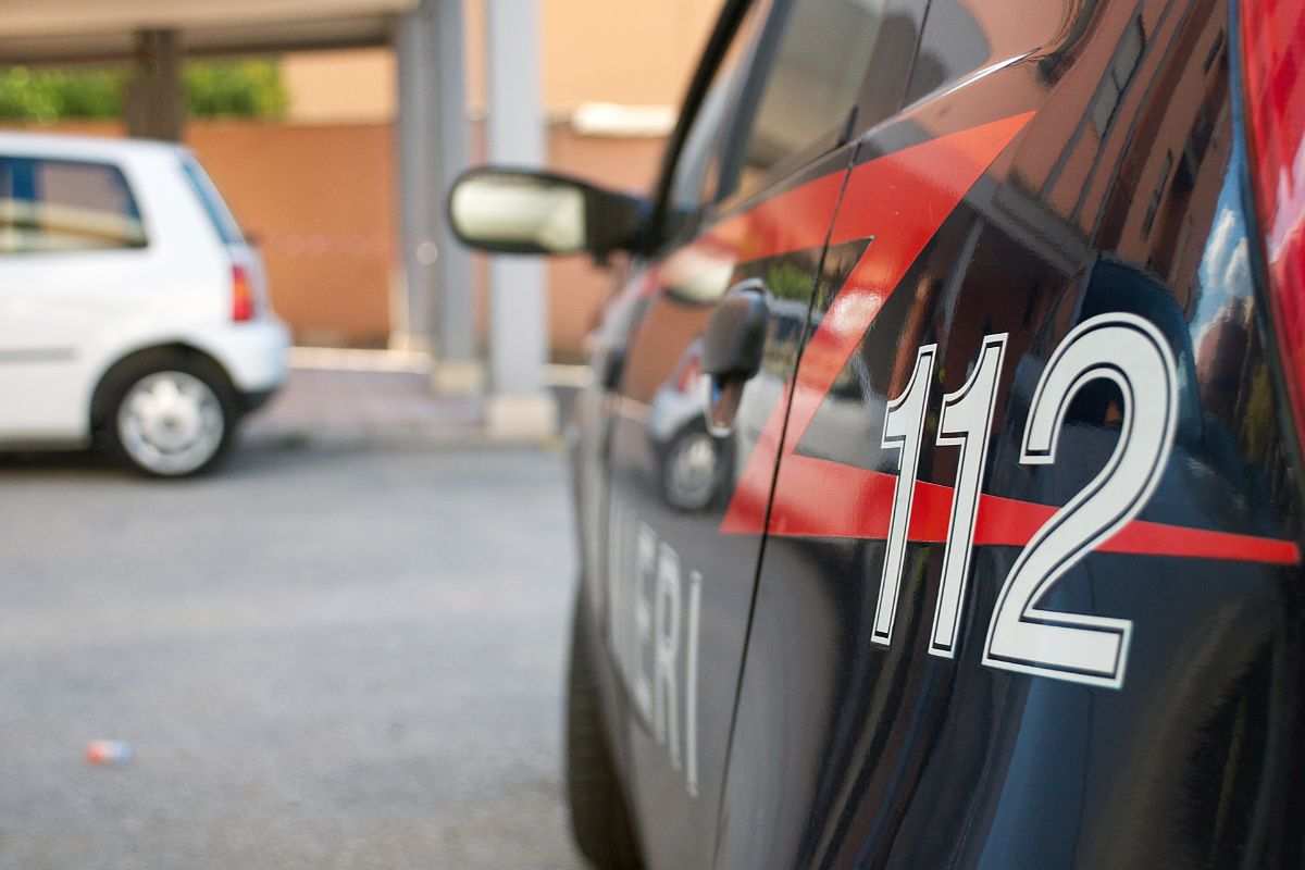 auto dei carabinieri